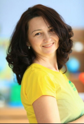Инструктор по физической культуре Коваленя Алеся Александровна Инструктор по физической культуре Коваленя Алеся Александровна